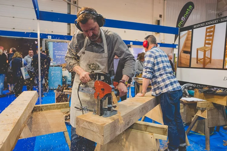 Chainsaw wood carving demonstration at the South West Home and Garden Show